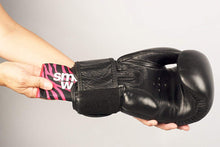 Load image into Gallery viewer, SmellWell Moisture Absorbing &amp; Odor Eliminating Pouch, Pink Zebra
