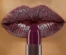 Load image into Gallery viewer, Burts Bees 100% Natural Moisturizing Lipstick, Orchid Ocean, 1 Tube