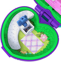 Load image into Gallery viewer, Polly Pocket Tiny Pocket World, Polly &amp; Peaches FRY30