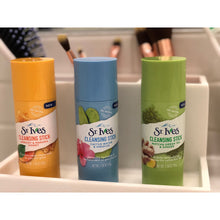 Load image into Gallery viewer, St. Ives Detox Me Daily Cleansing Stick, Matcha Green Tea &amp; Ginger 1.6 oz